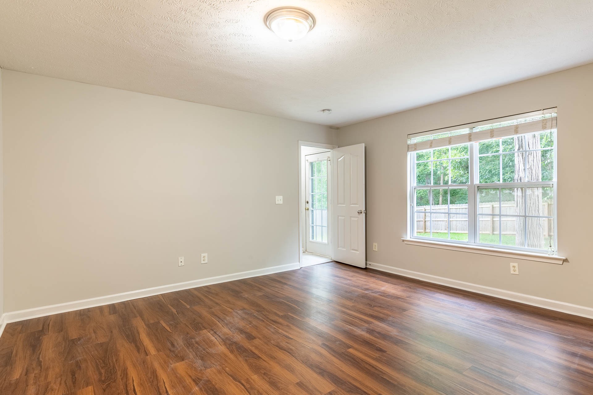752 Holland Ridge Dr Property Photo 15