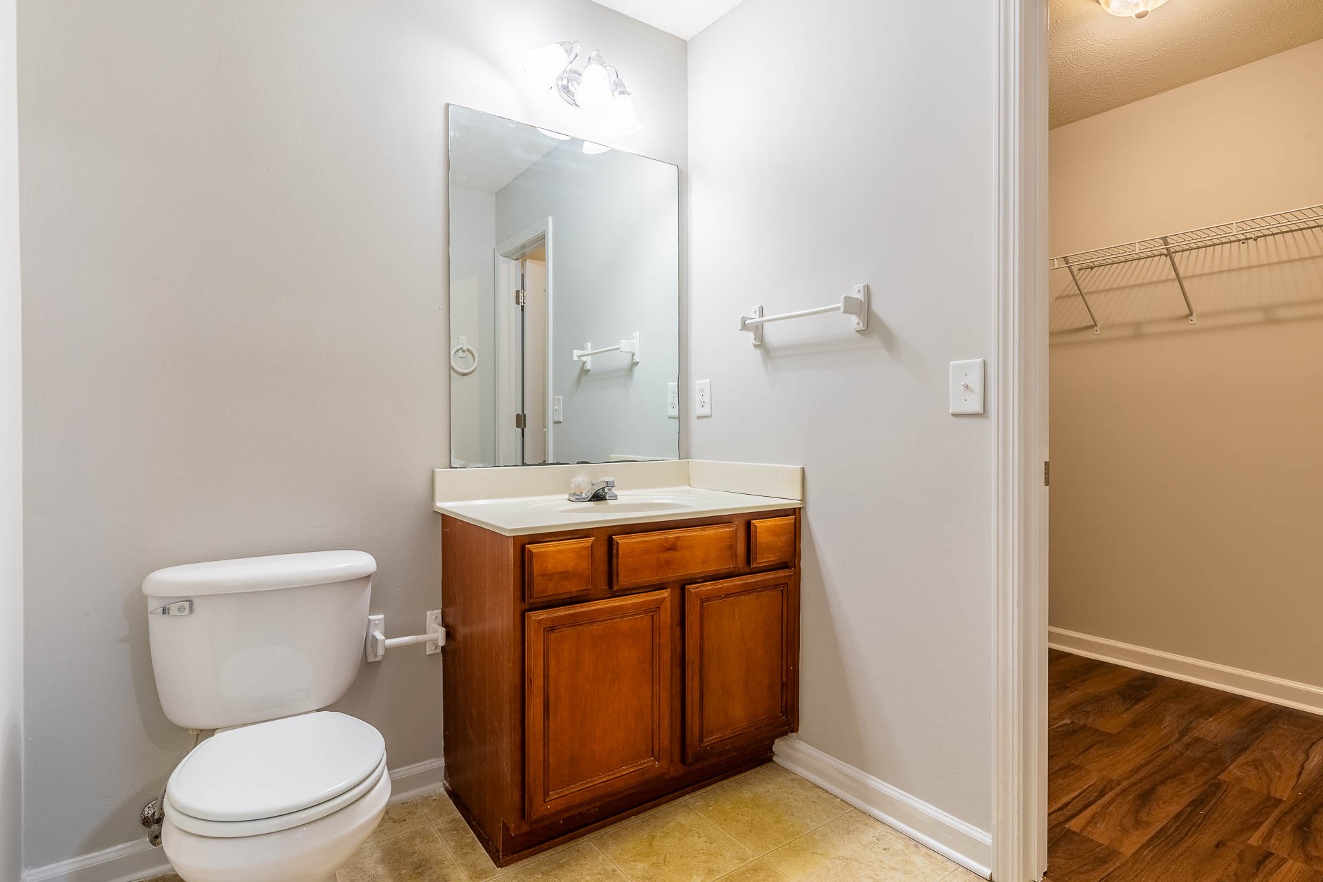 752 Holland Ridge Dr Property Photo 17