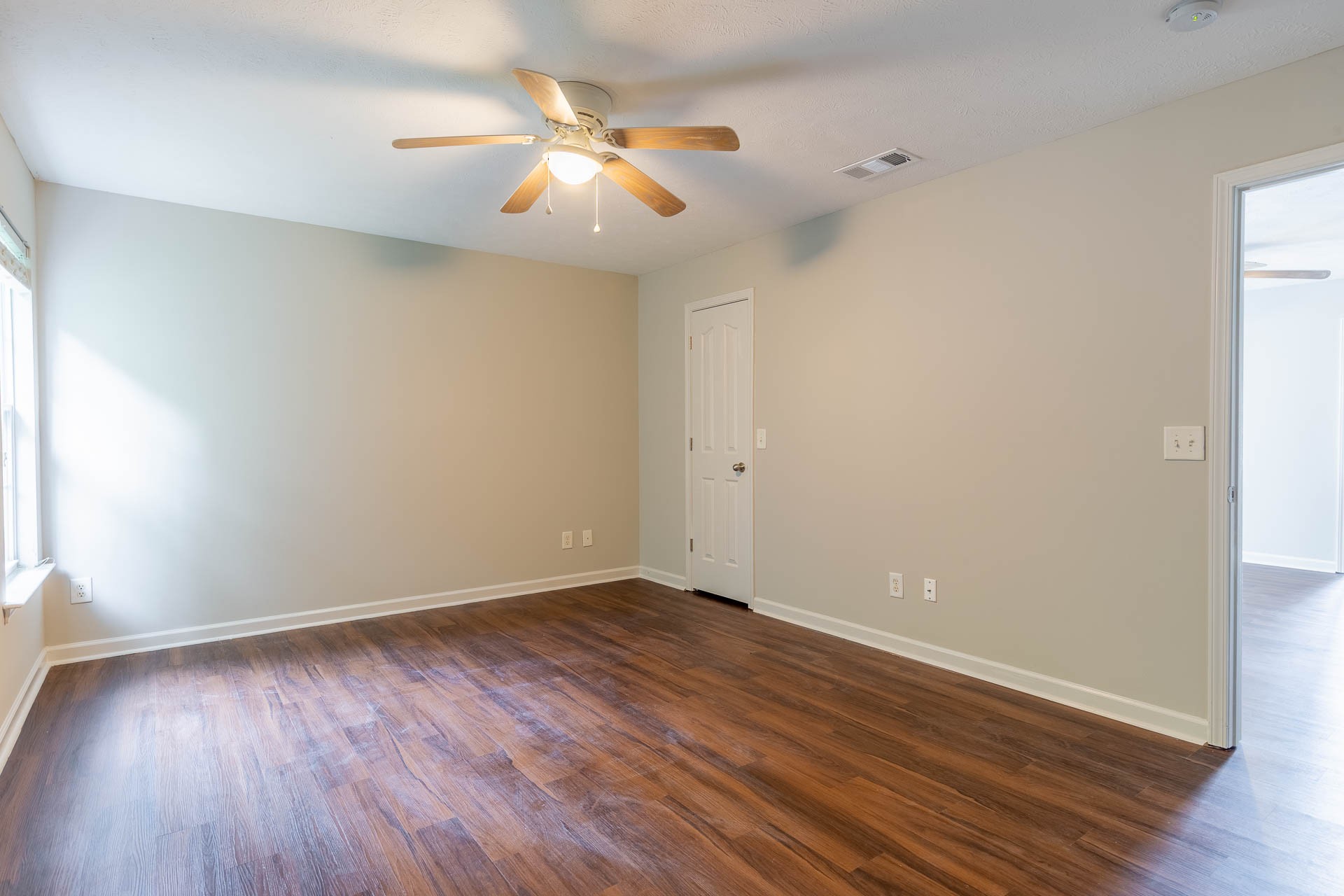 752 Holland Ridge Dr Property Photo 22