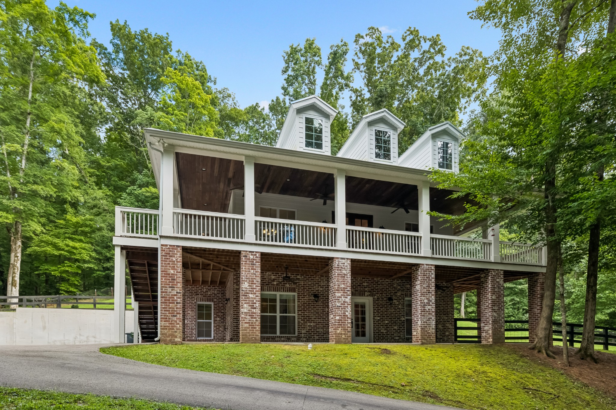 5399 Waddell Hollow Rd Property Photo 2