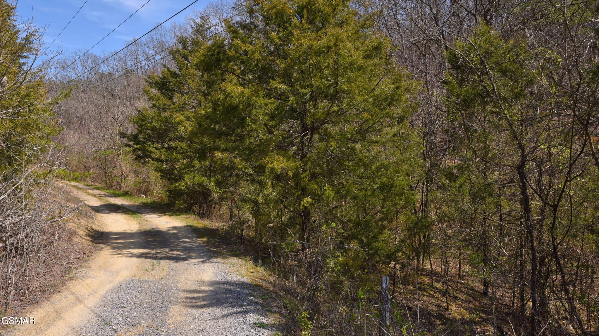 912 Cooley King Road Property Photo 1