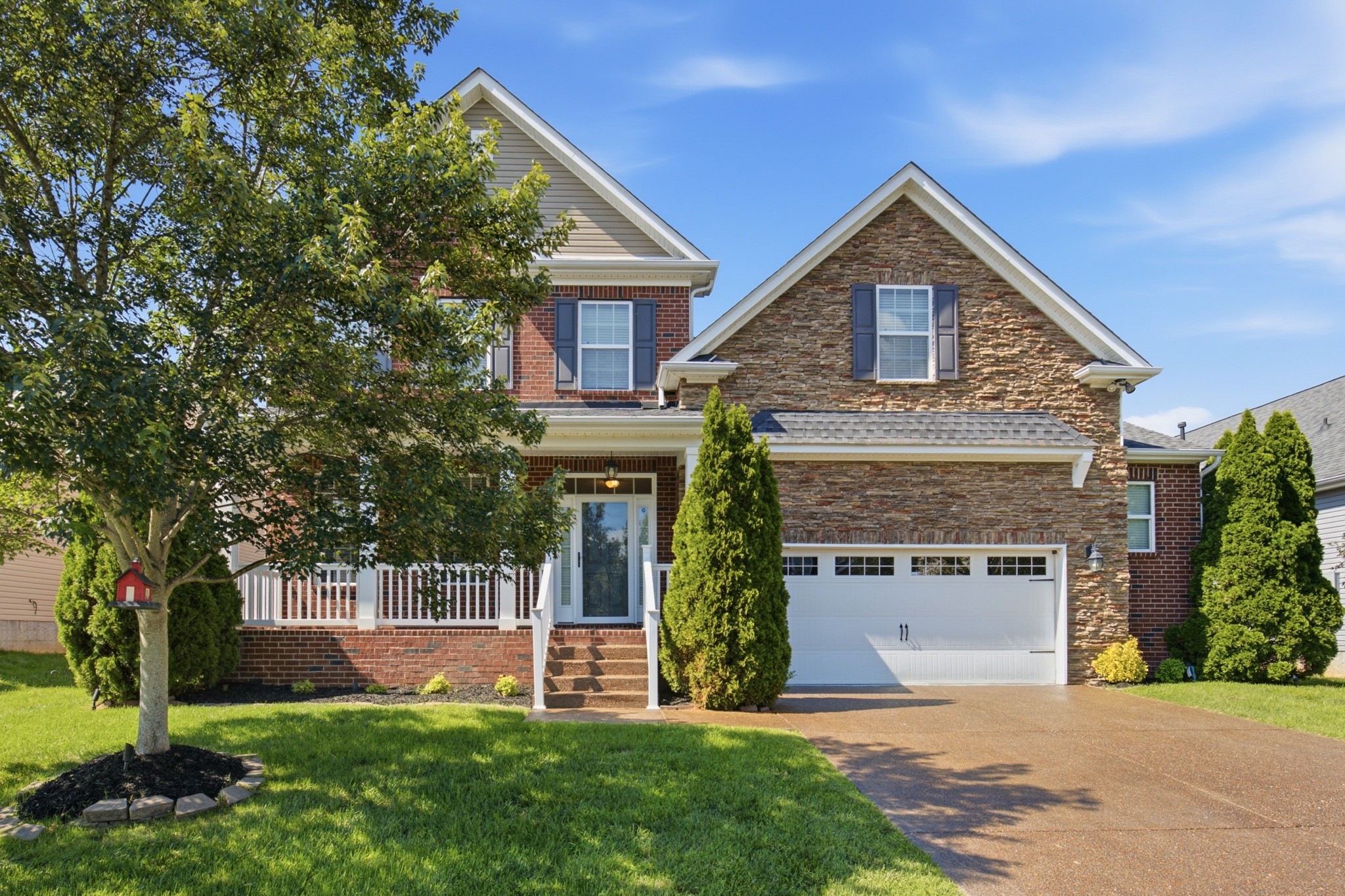1837 Looking Glass Ln Property Photo 1