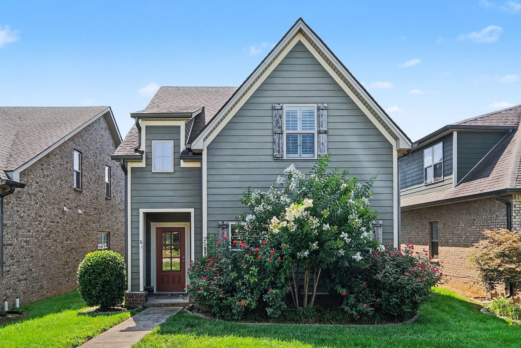 2551 Cason Ln Property Photo 1