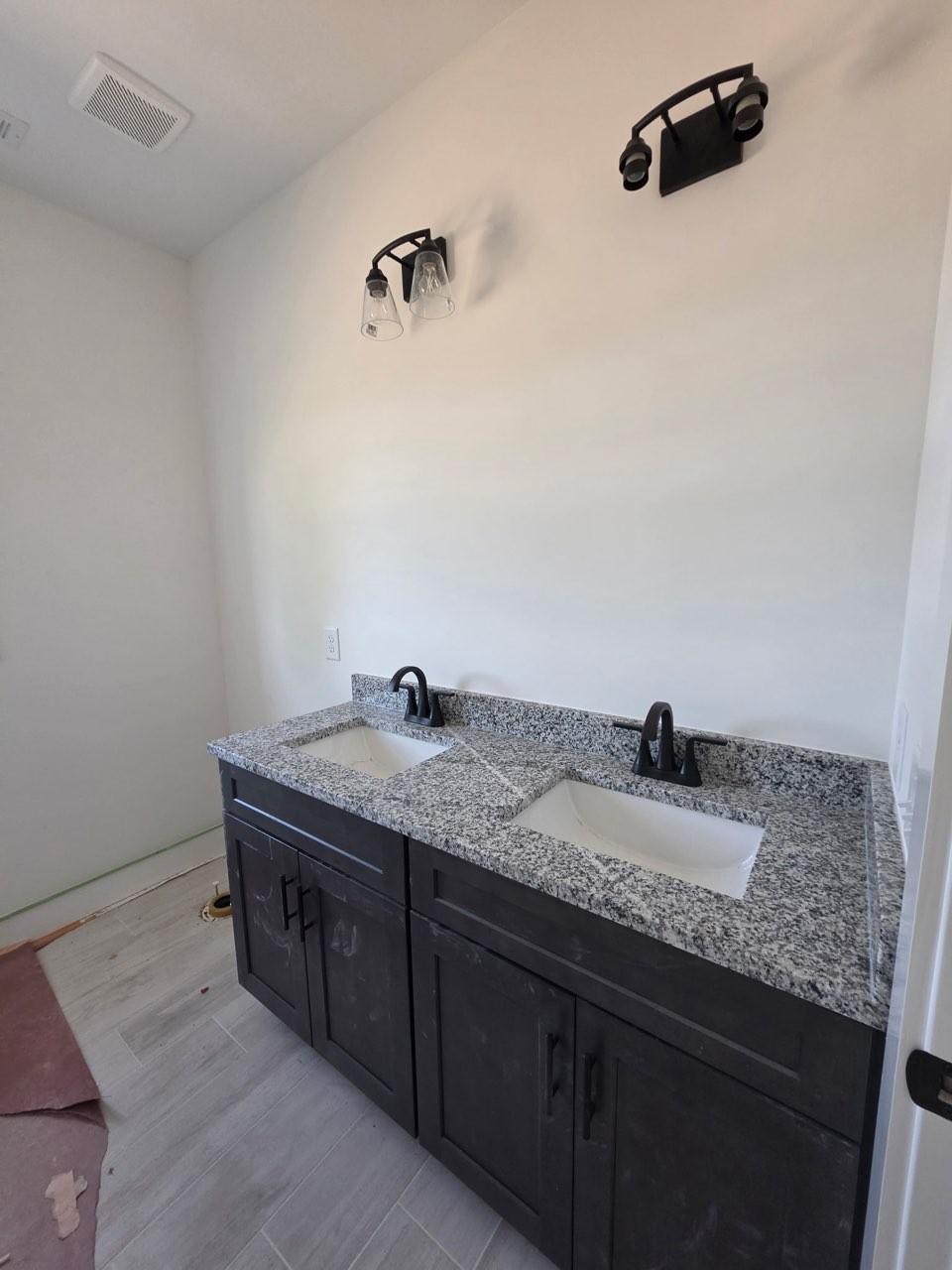 5649 Minnis Rd Property Photo 12