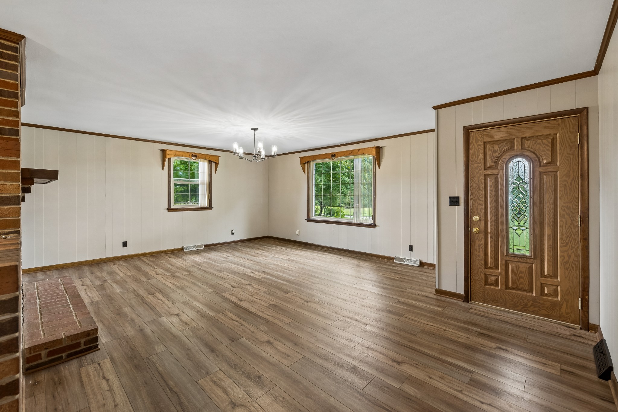575 Centerville Rd Property Photo 6