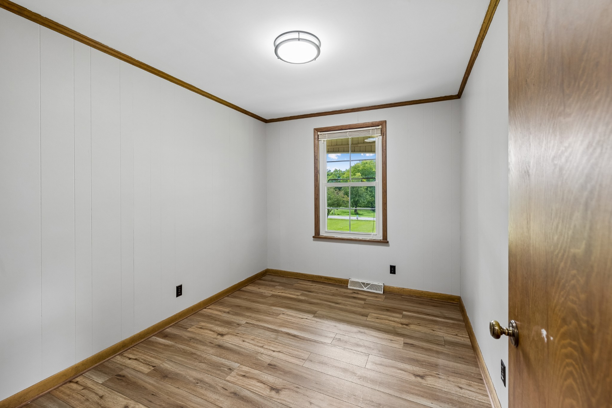 575 Centerville Rd Property Photo 14
