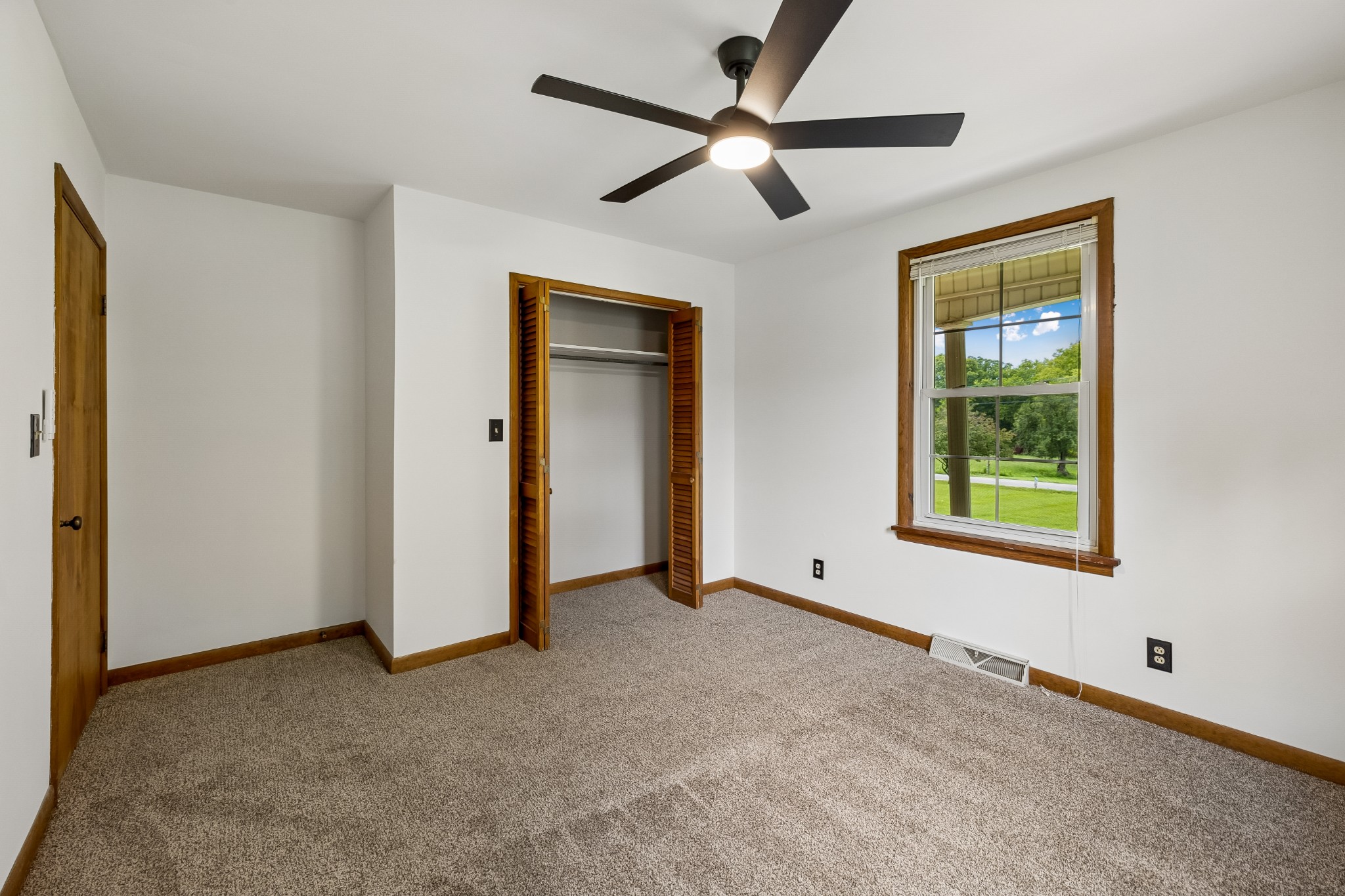 575 Centerville Rd Property Photo 17