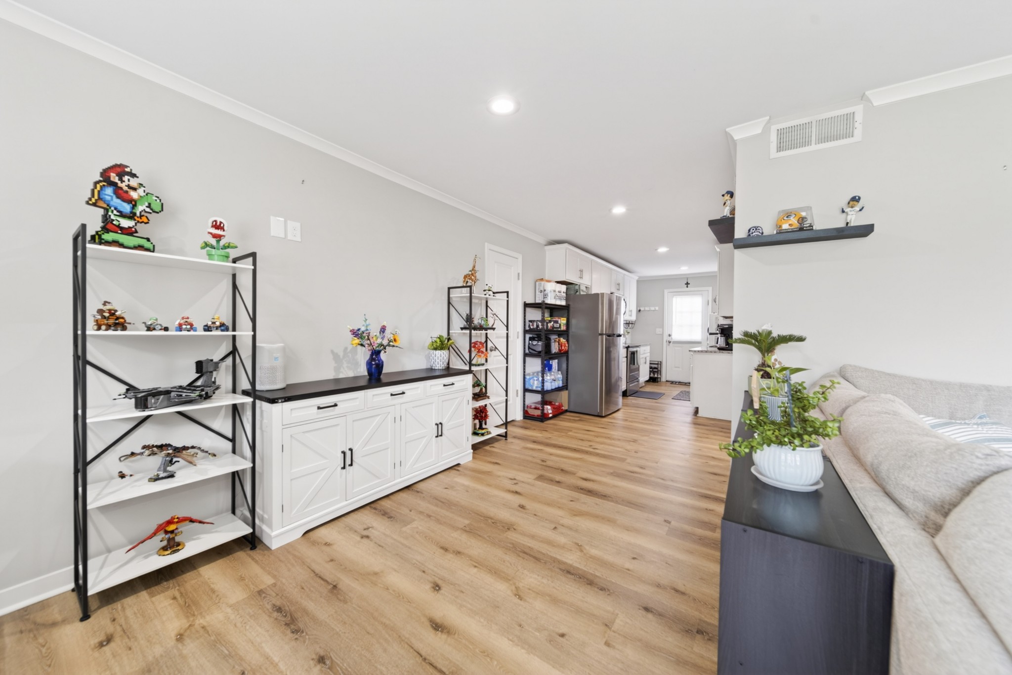 1301 Neelys Bend Rd Property Photo 6