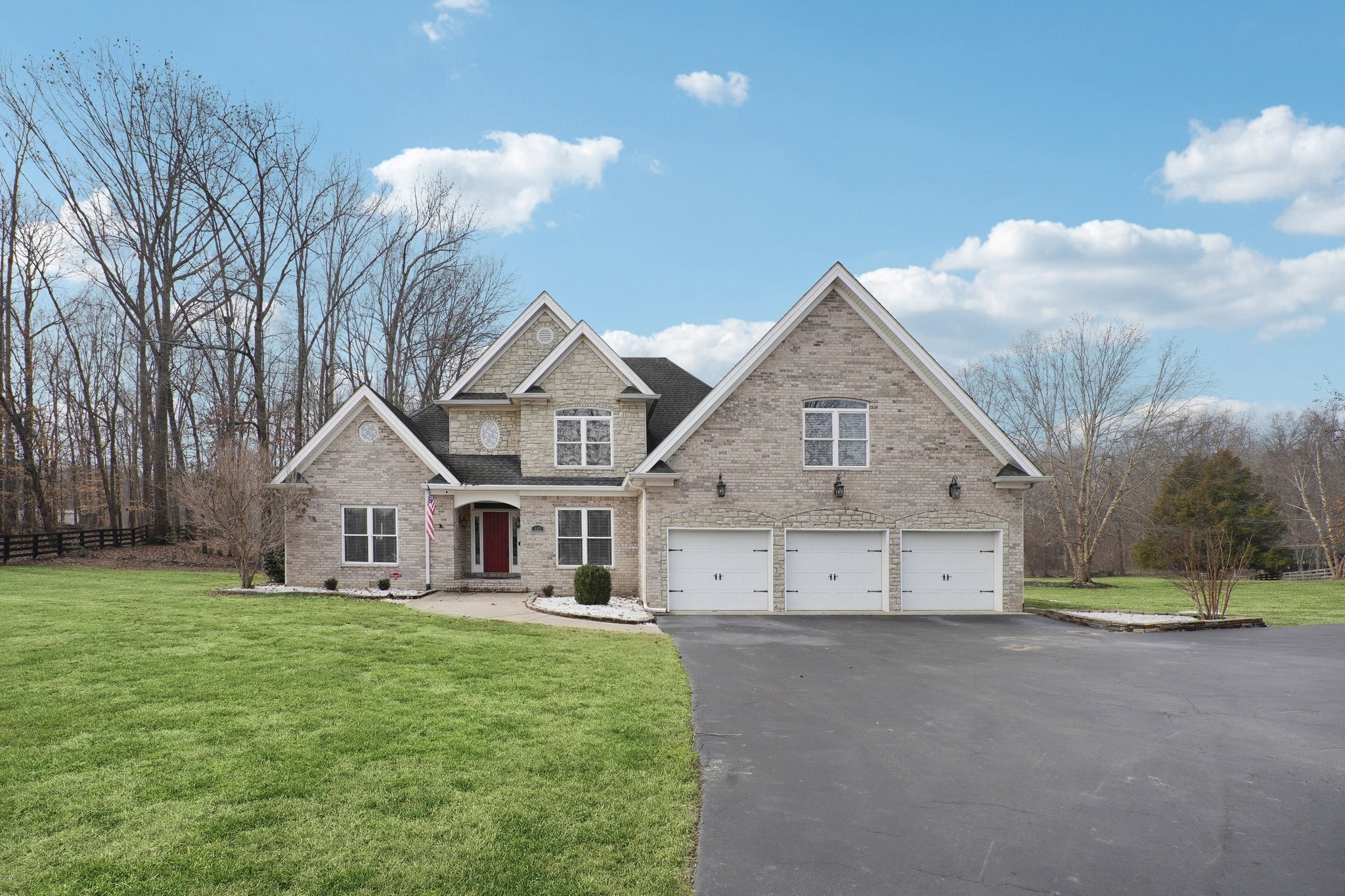 113 Timber Ridge Ct Property Photo 2