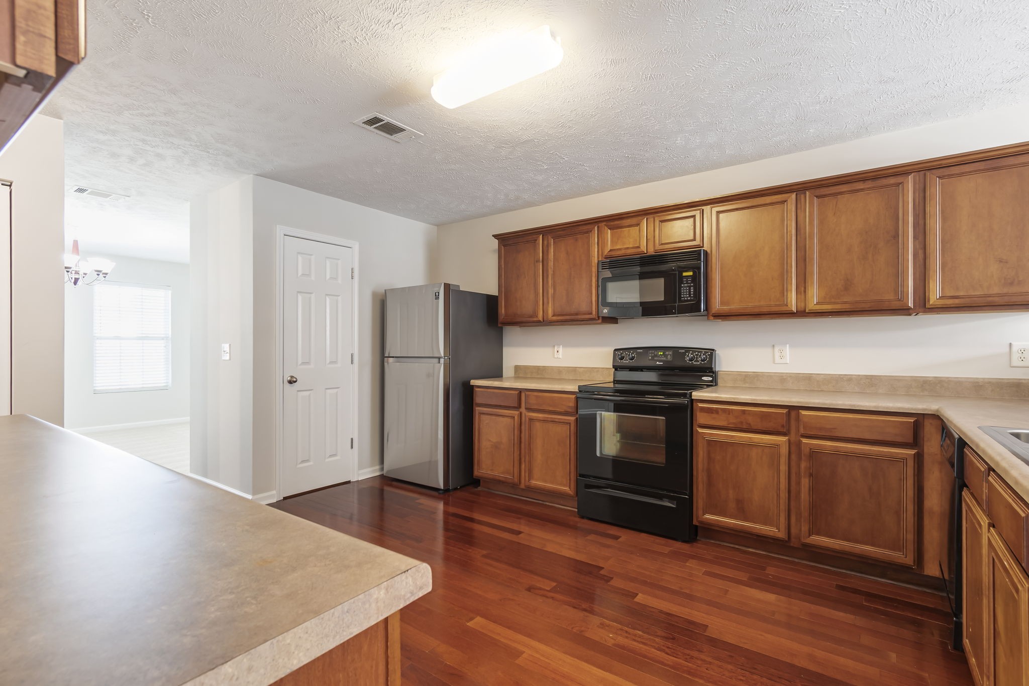 412 Elderberry Way Property Photo 9