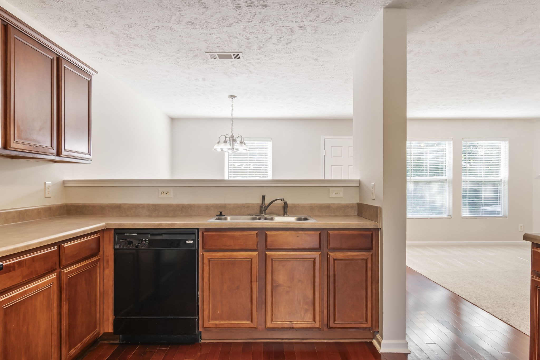 412 Elderberry Way Property Photo 10