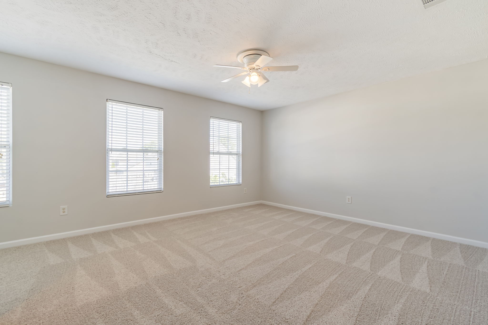 412 Elderberry Way Property Photo 32