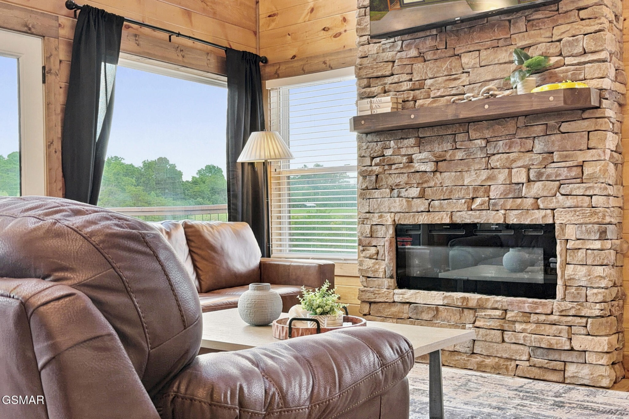 1579 Rainbow Ridge Way Property Photo 34
