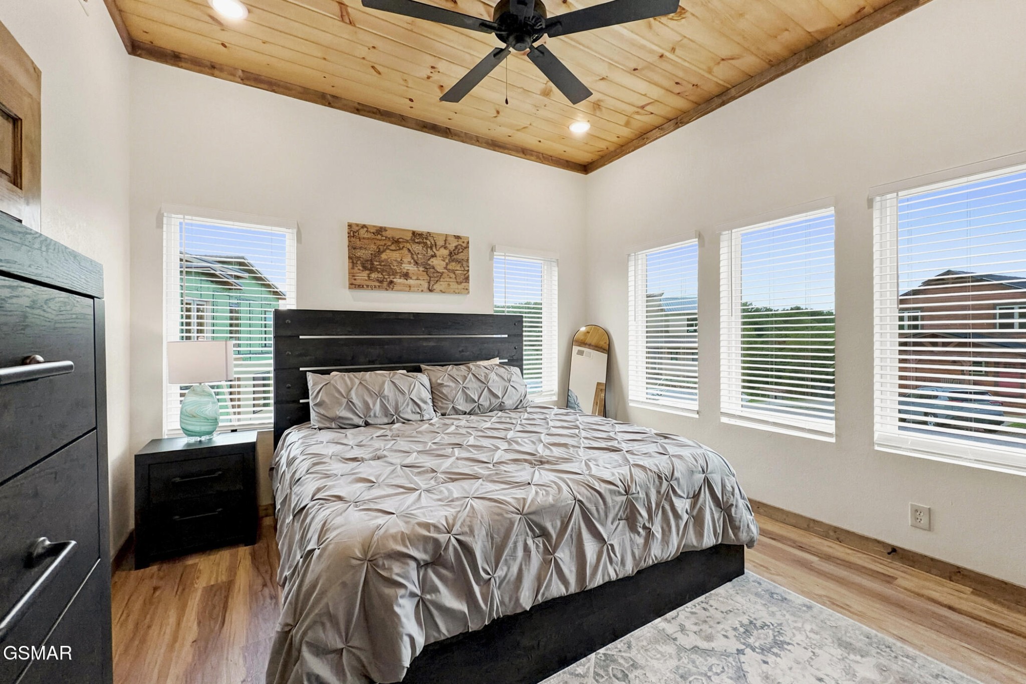 1579 Rainbow Ridge Way Property Photo 43