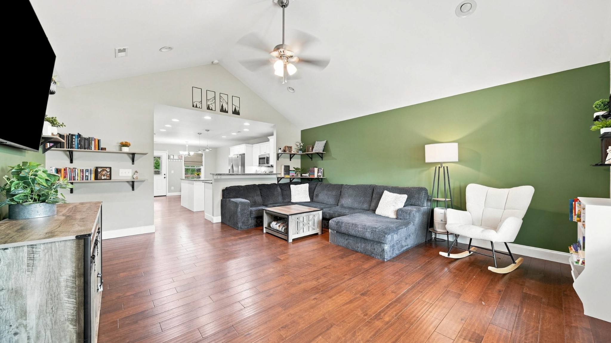 3442 Crawford Drive, Se Property Photo 5