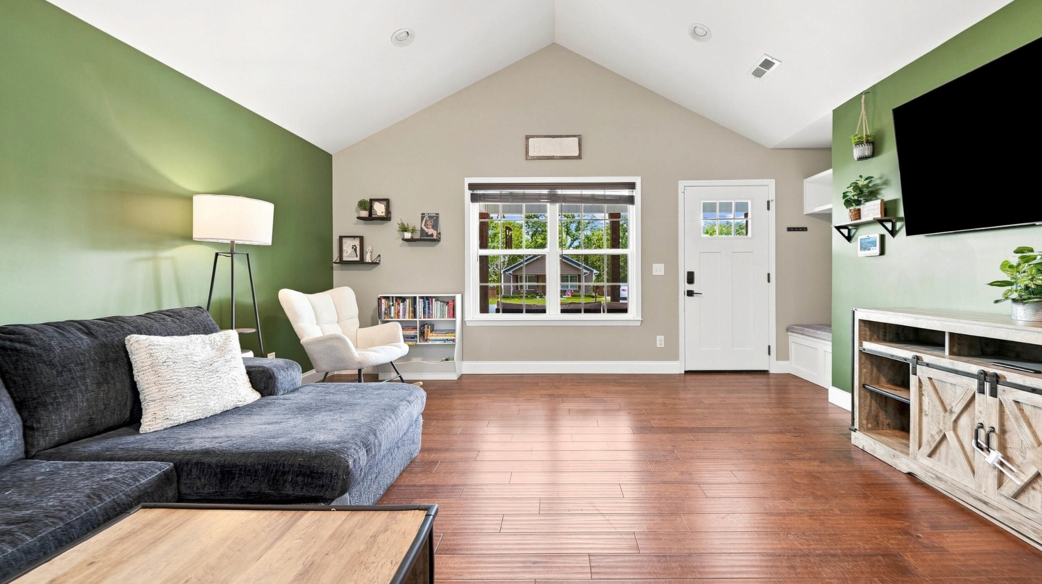 3442 Crawford Drive, Se Property Photo 6
