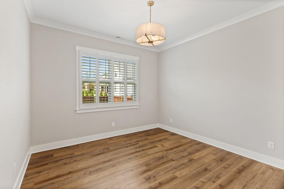232 Winding Glen Drive, Nw Property Photo 33
