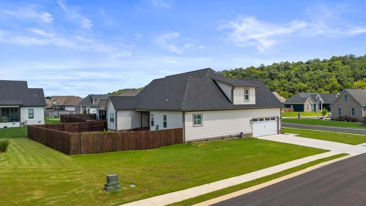 232 Winding Glen Drive, Nw Property Photo 52