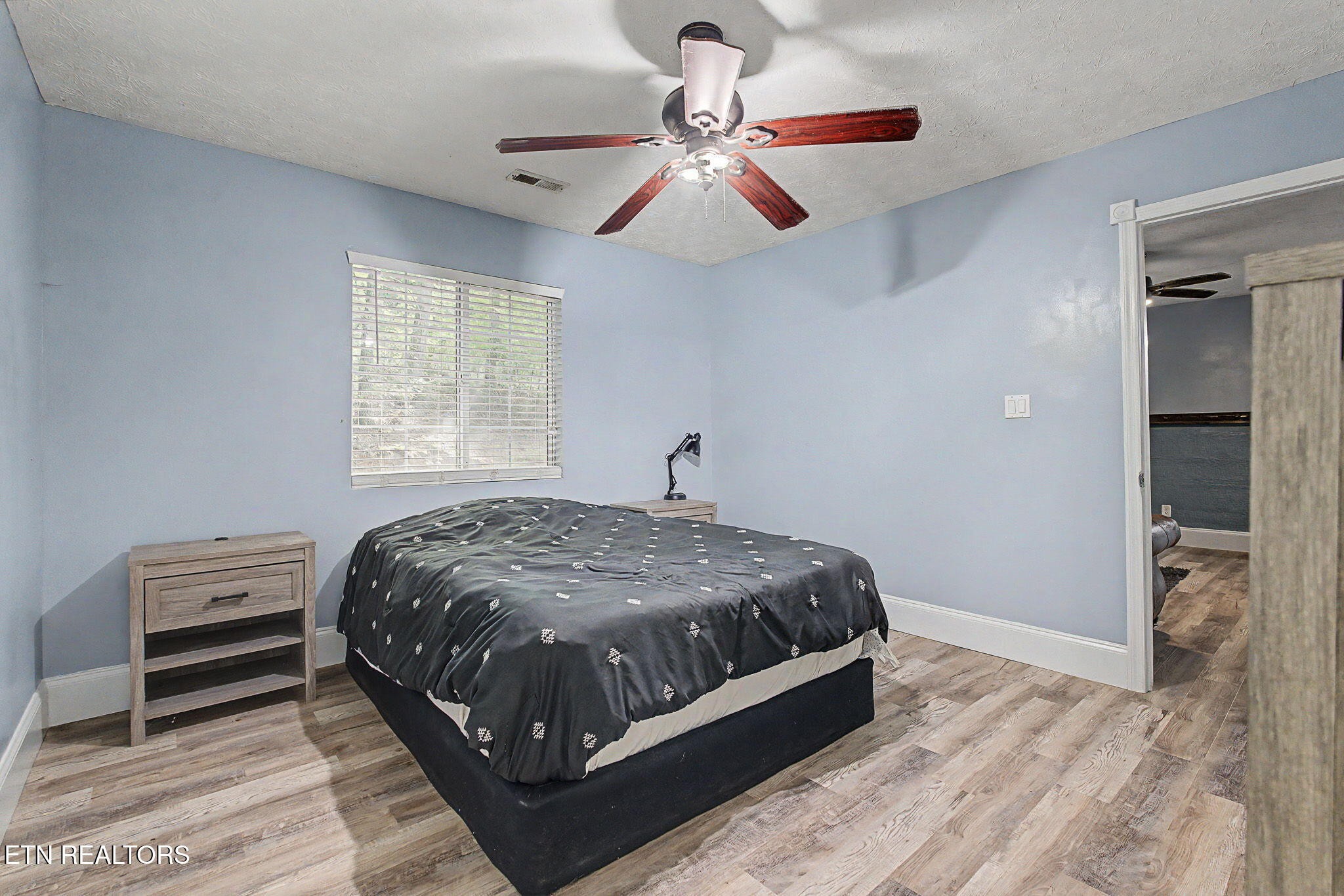 1614 Dogwood St Property Photo 7