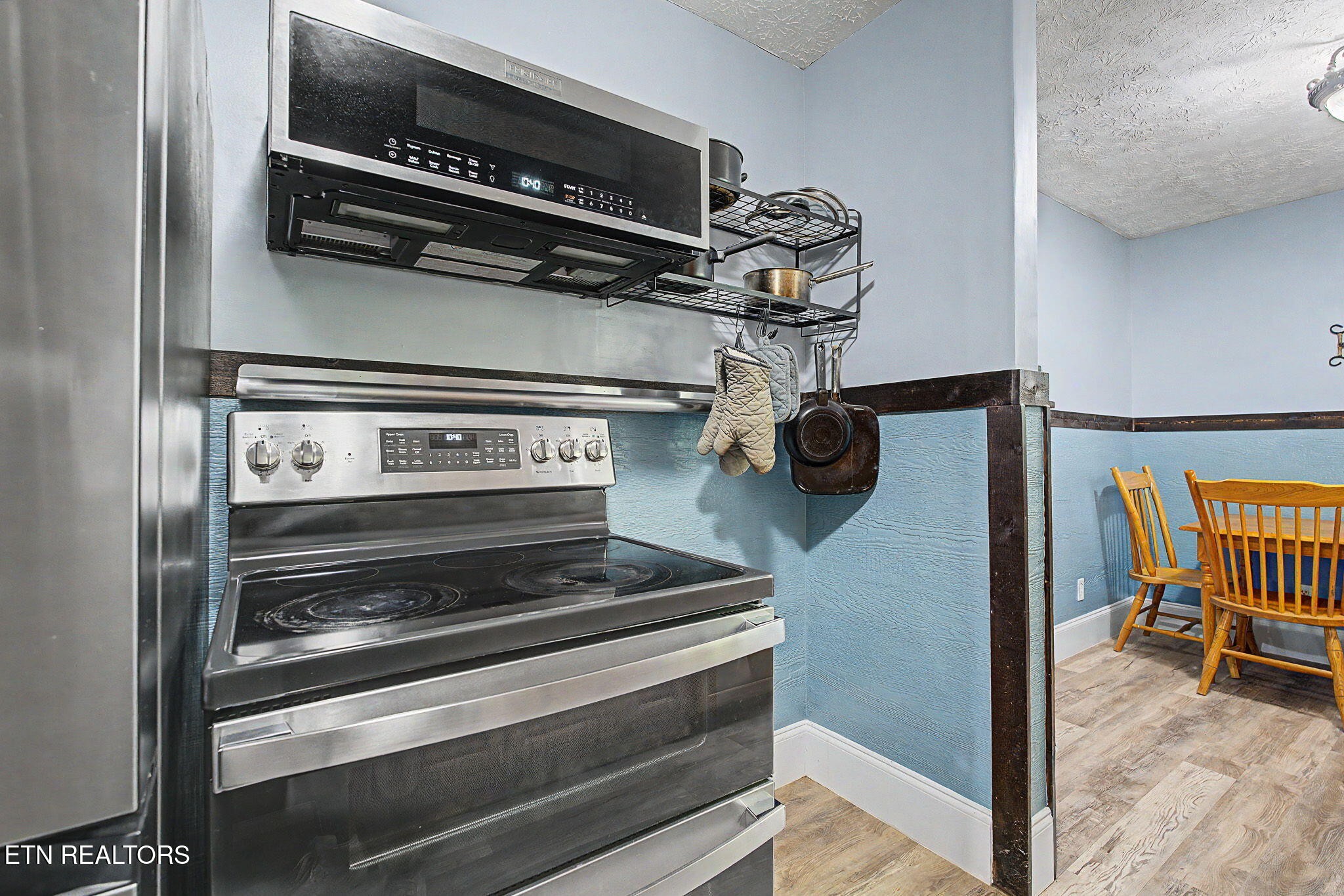 1614 Dogwood St Property Photo 14