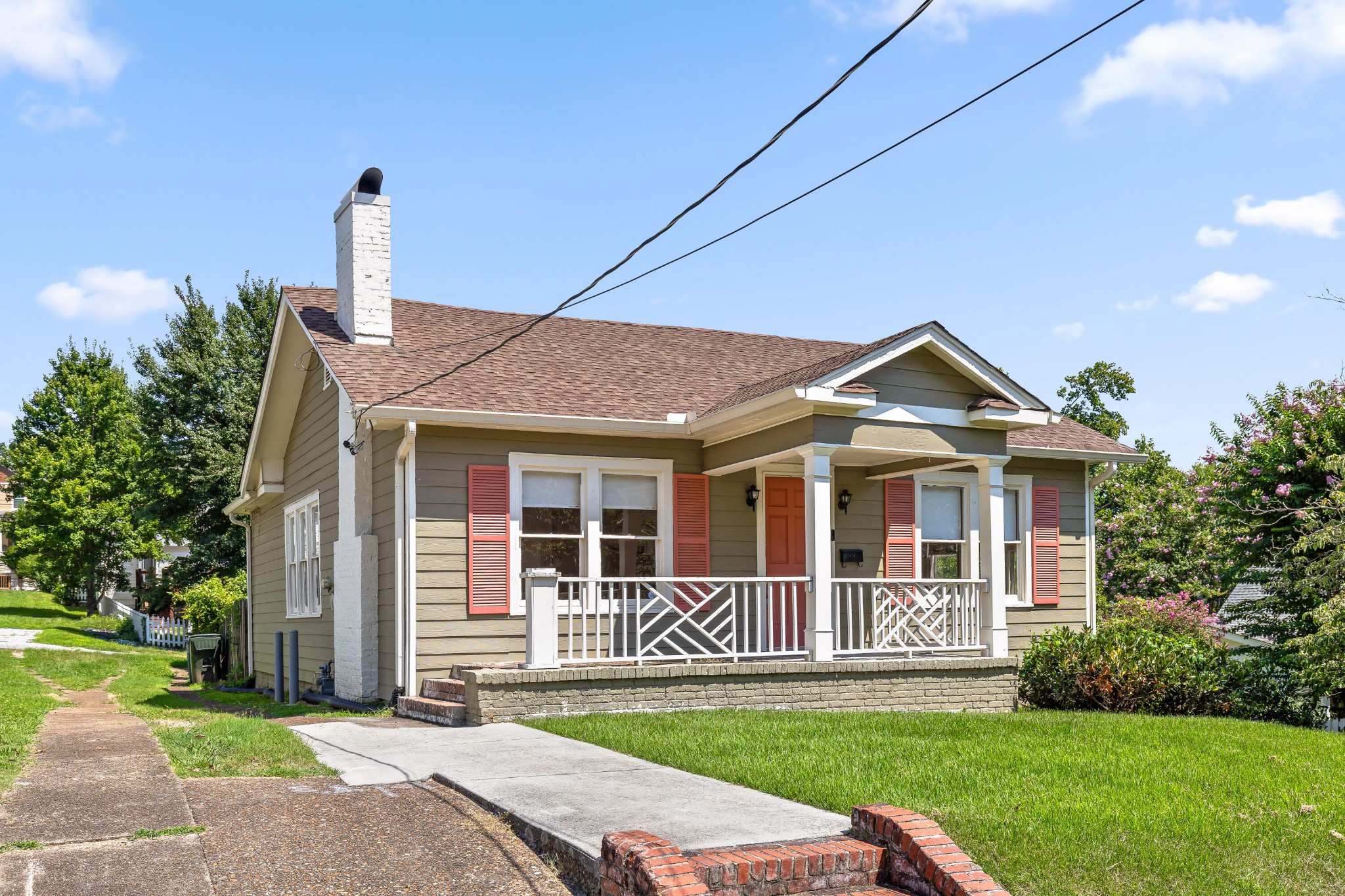 517 Young Avenue