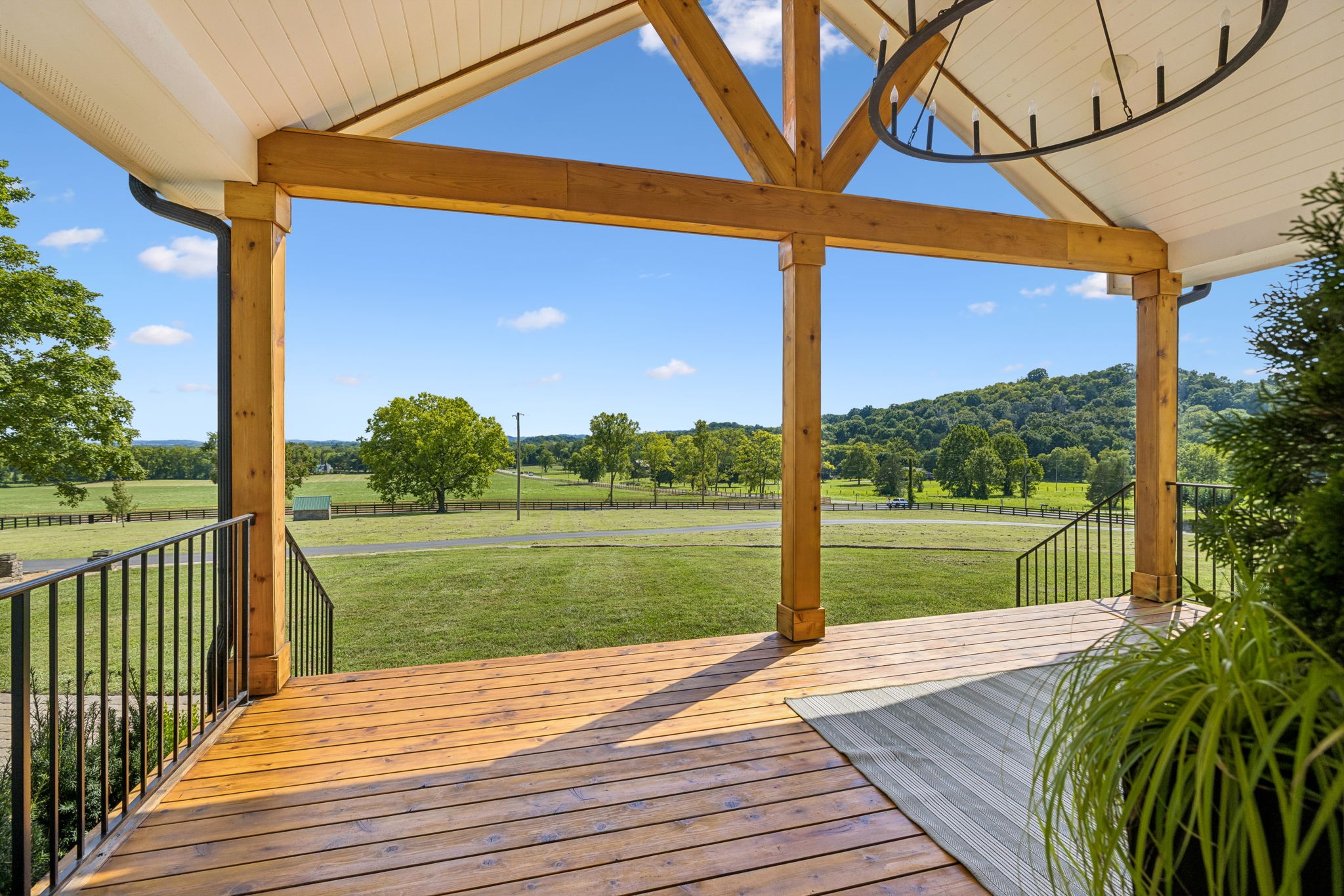 5672 Carters Creek Pike Property Photo 7
