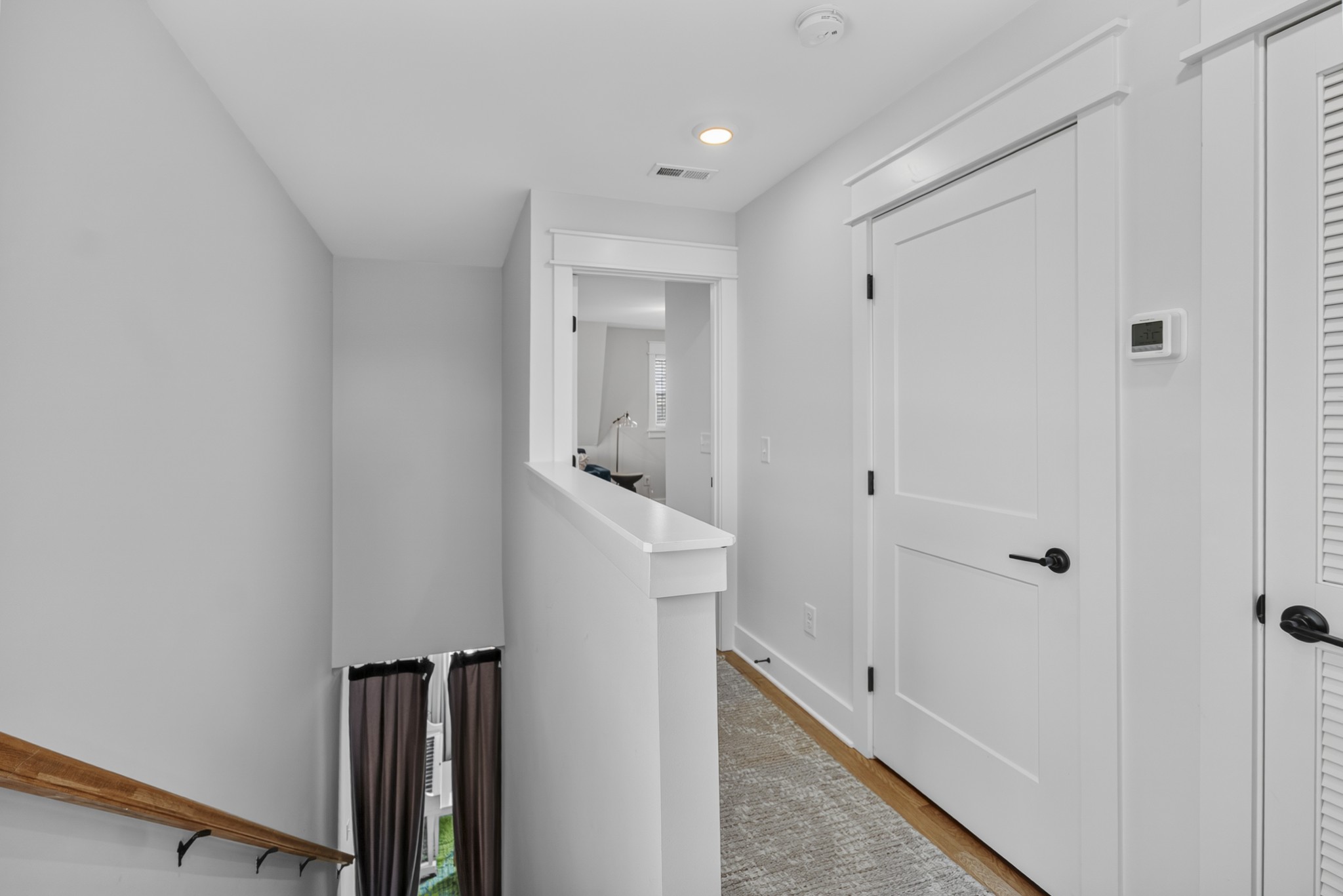 530 Edwin St Property Photo 23