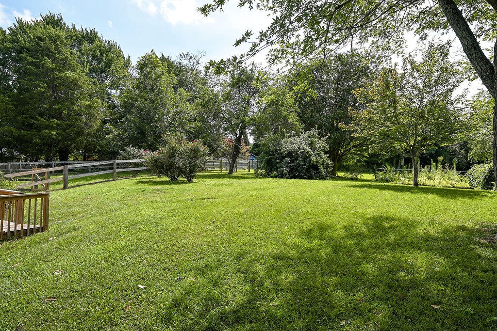 4110 Ne Pryor Road, Ne Property Photo 5