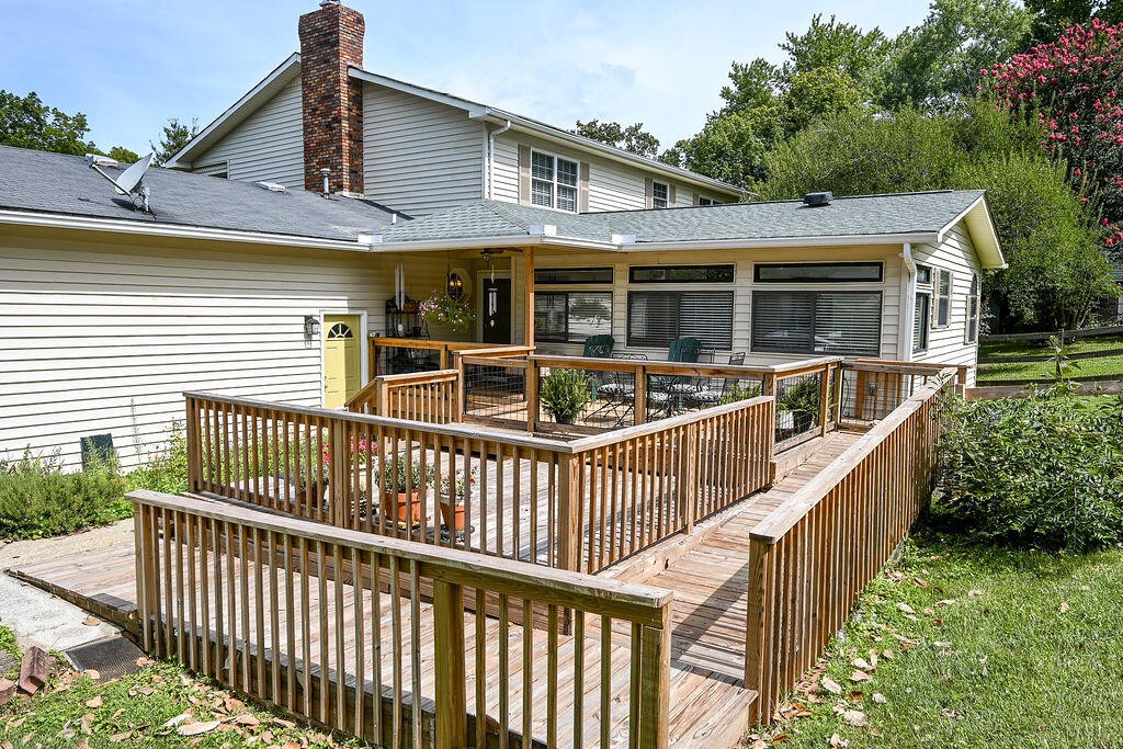 4110 Ne Pryor Road, Ne Property Photo 12