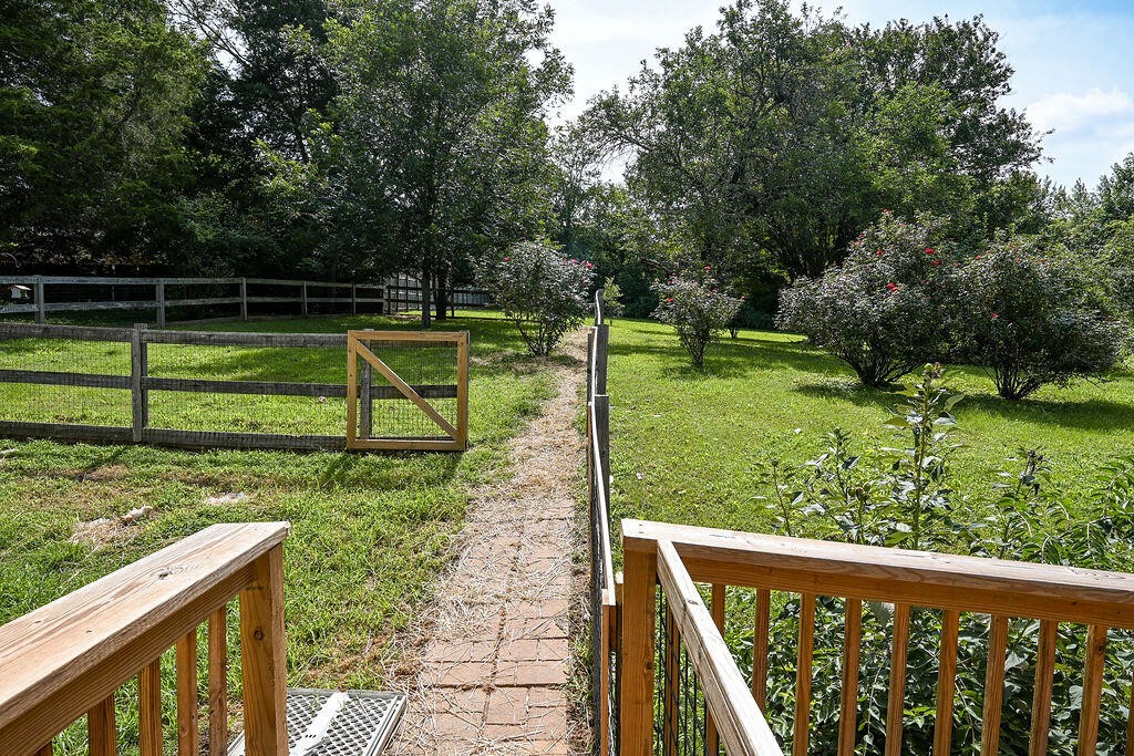 4110 Ne Pryor Road, Ne Property Photo 13