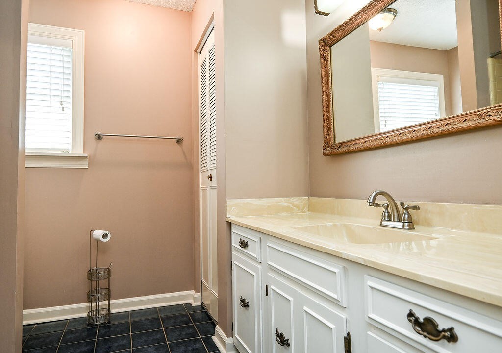 4110 Ne Pryor Road, Ne Property Photo 47
