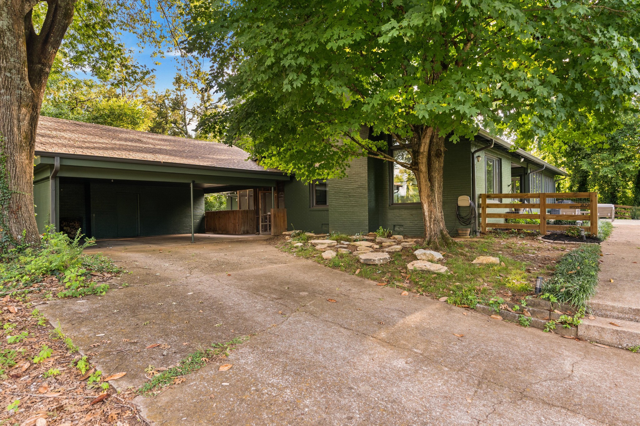209 Woods Dr Property Photo 61
