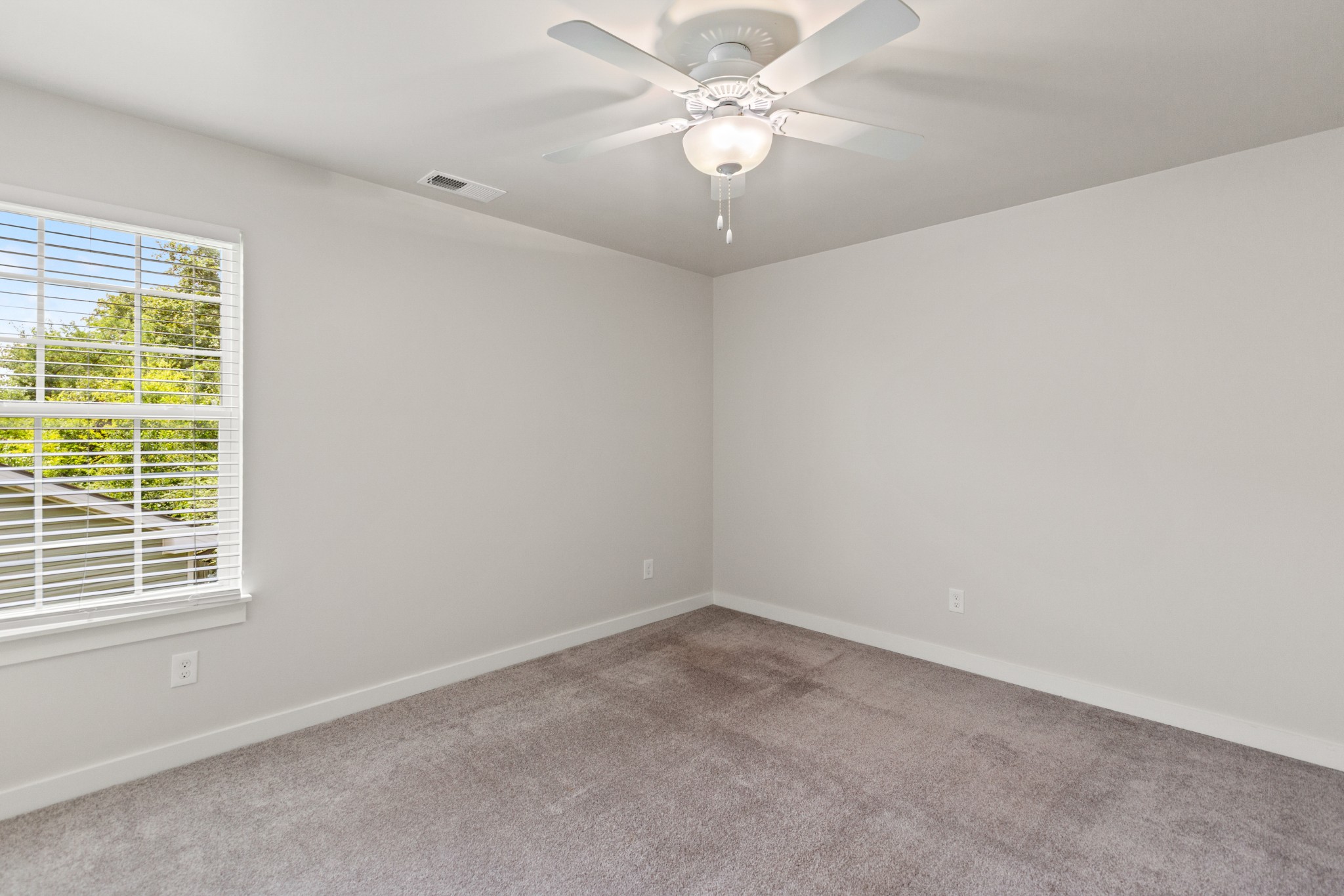 4014 Ella Cook Cir Property Photo 14