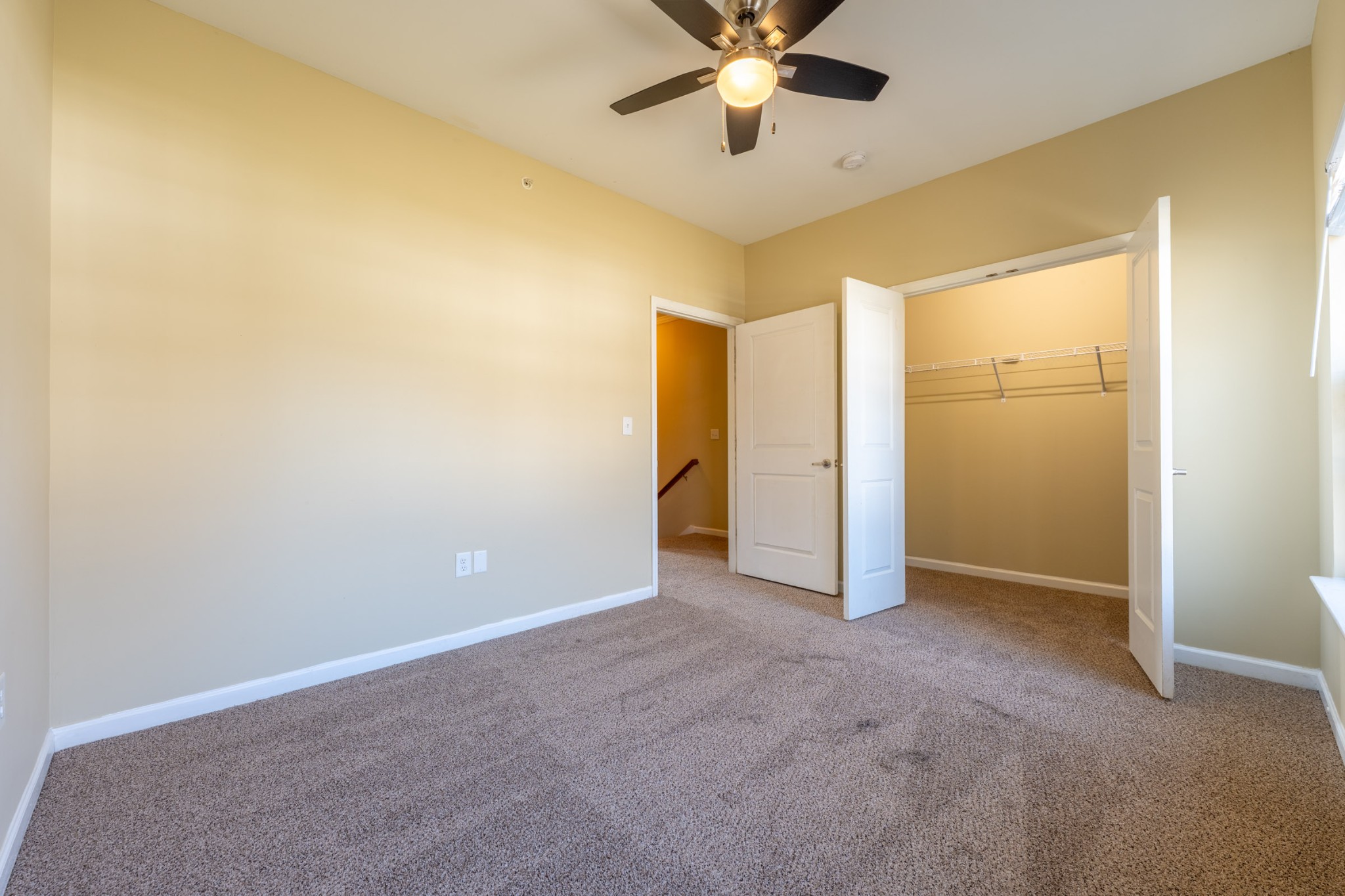 156 Silver St Property Photo 17