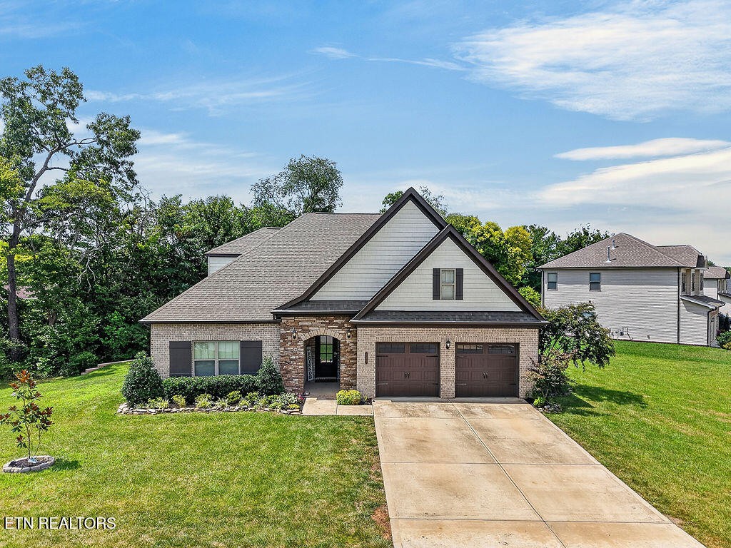 110 Aspen Drive Property Photo 1