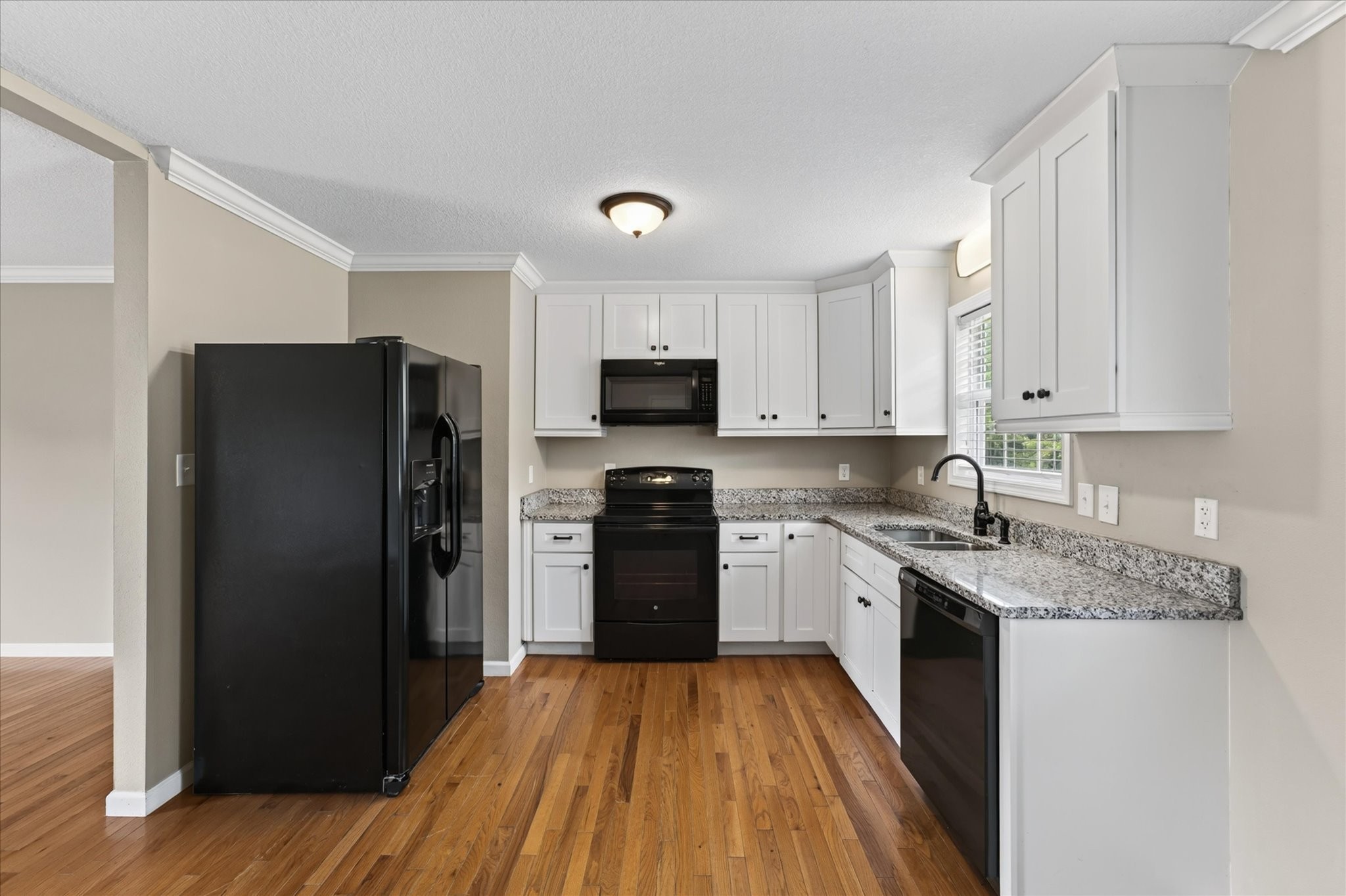 204 Ruf Dr Property Photo 14