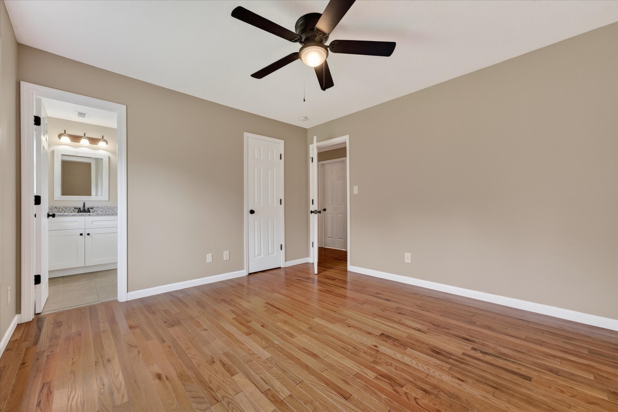 204 Ruf Dr Property Photo 17