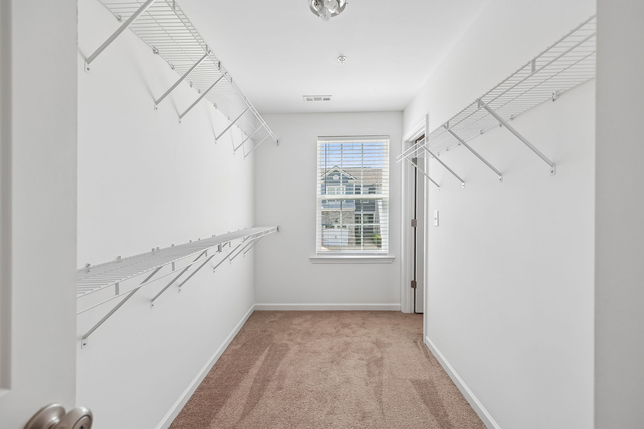 112 Bergen Dr Property Photo 19
