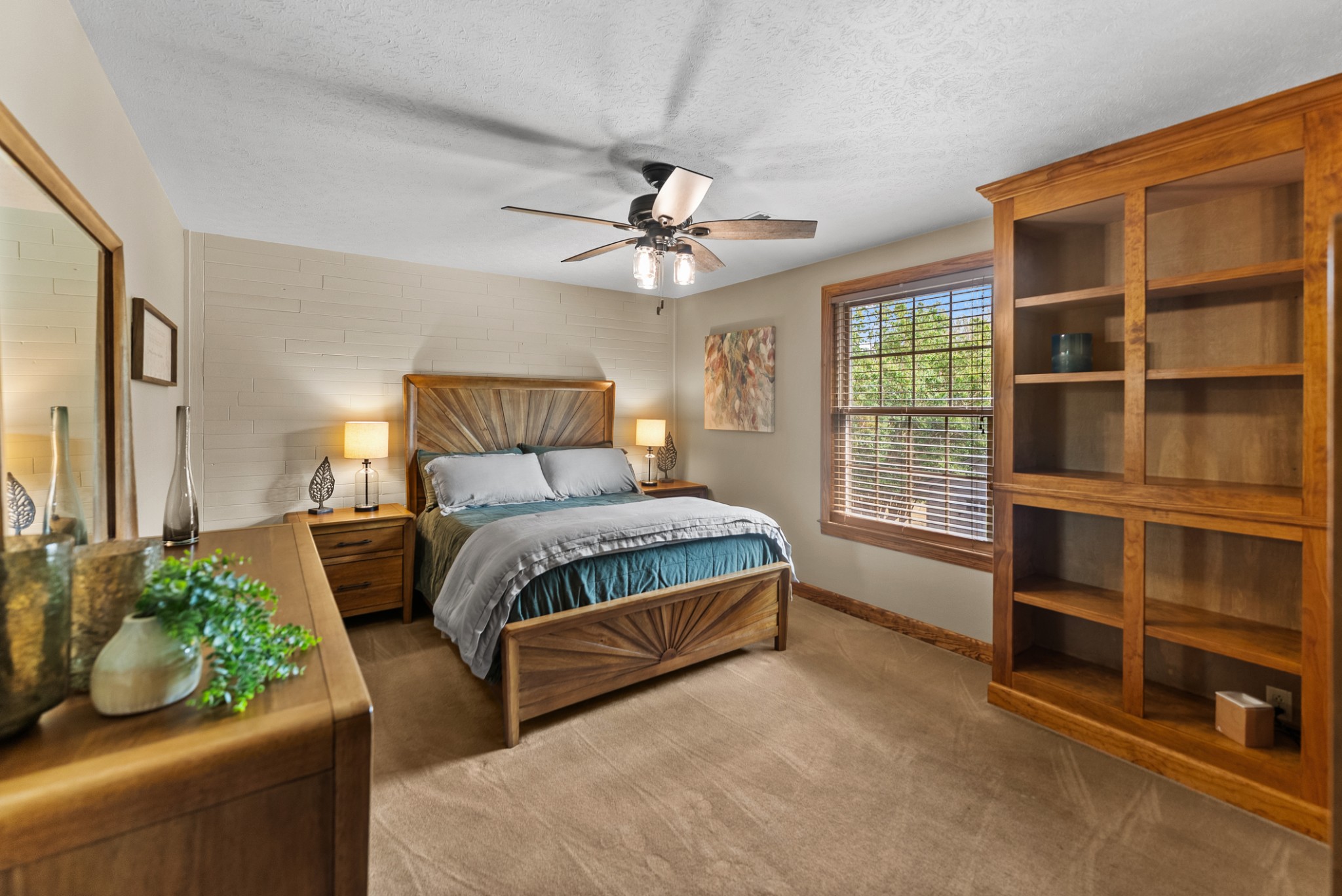 489 Page Dr Property Photo 11