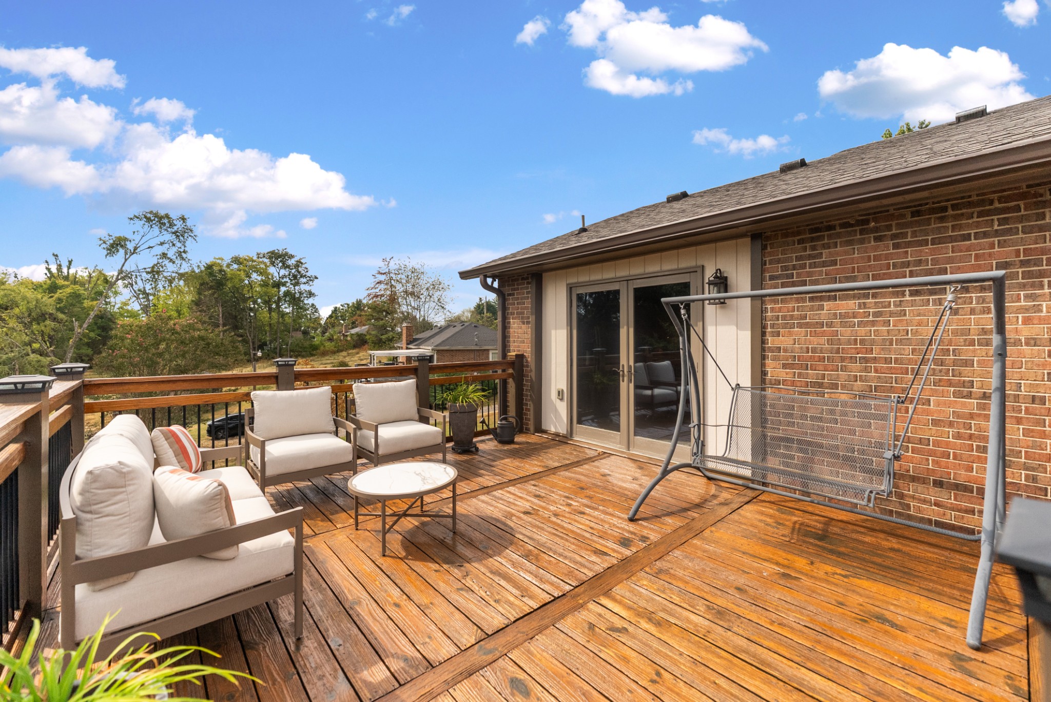 489 Page Dr Property Photo 20