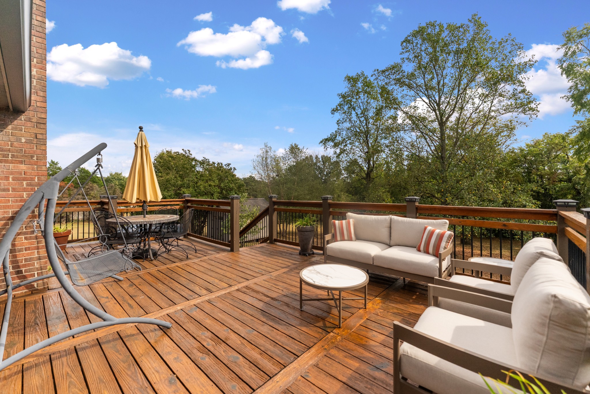 489 Page Dr Property Photo 21