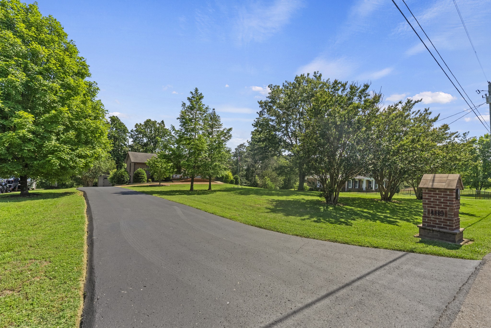 489 Page Dr Property Photo 28