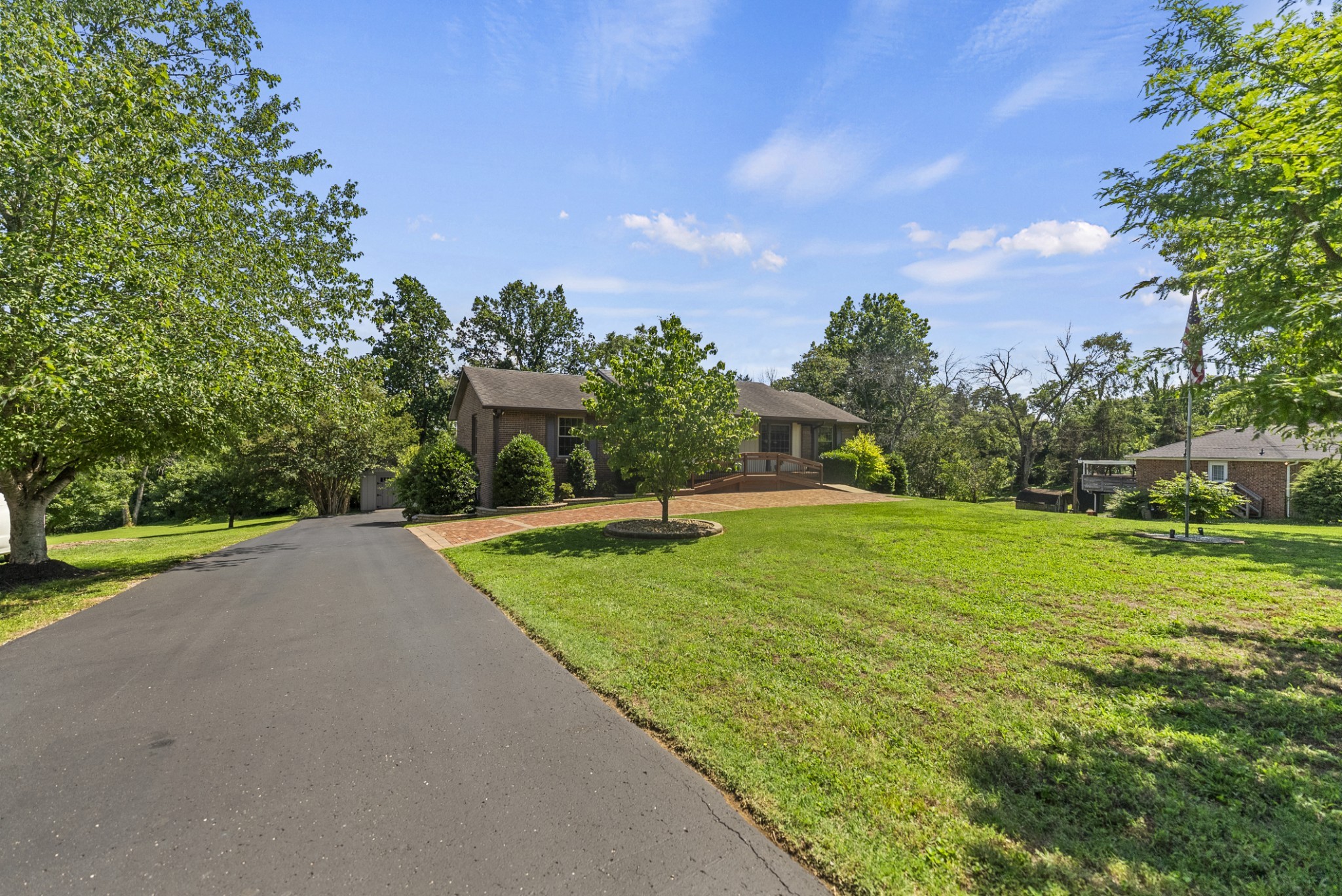 489 Page Dr Property Photo 29