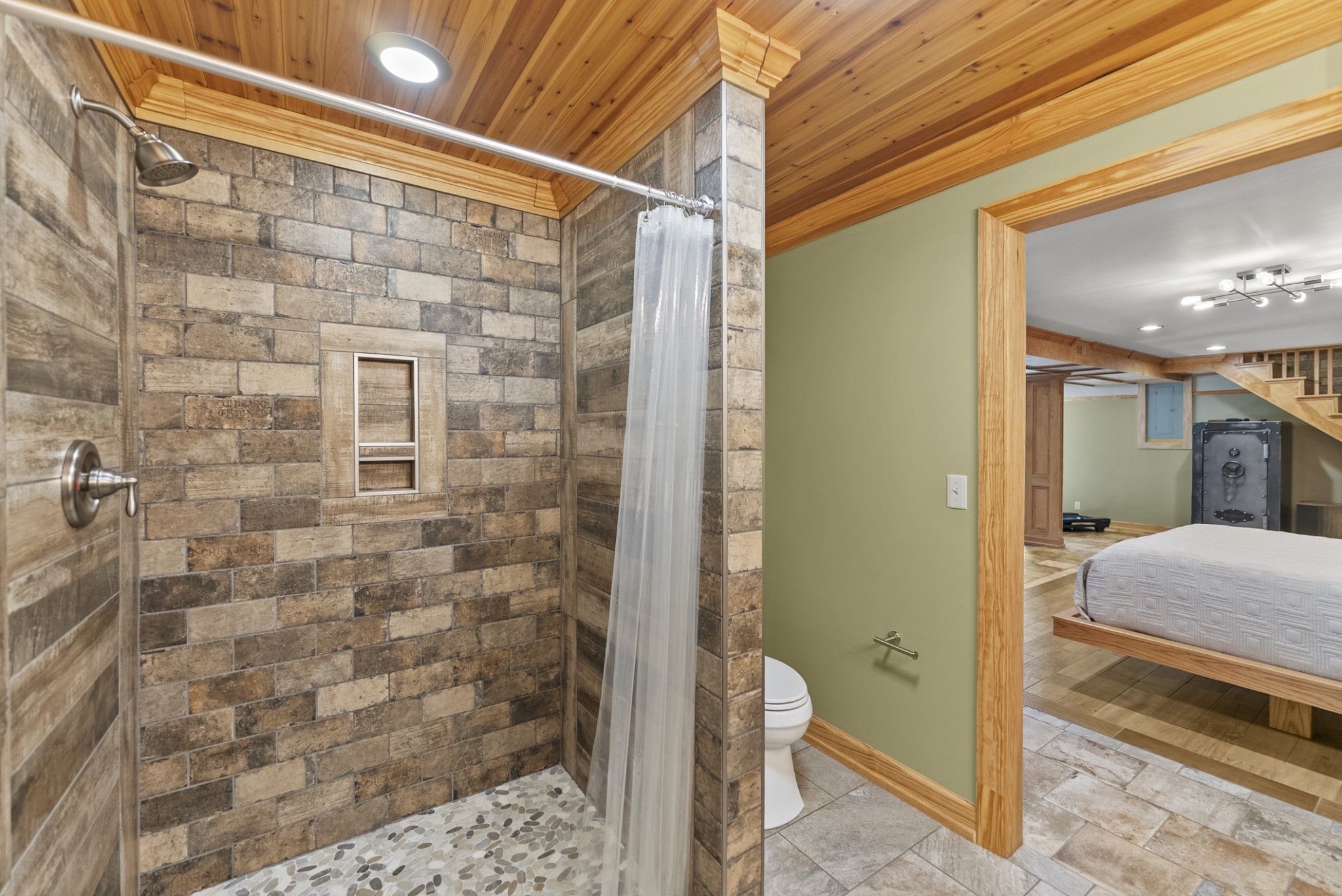 489 Page Dr Property Photo 42