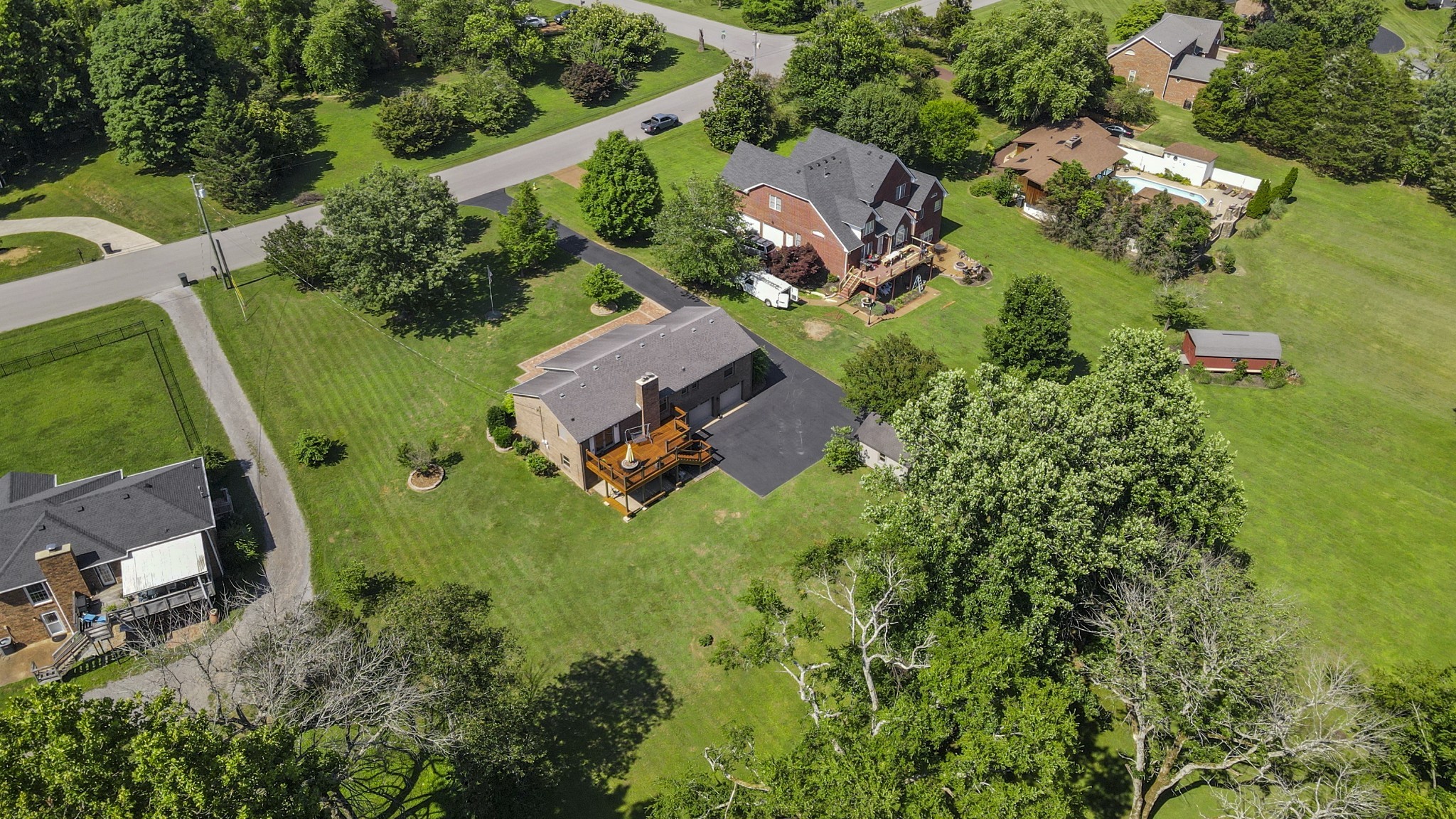 489 Page Dr Property Photo 46