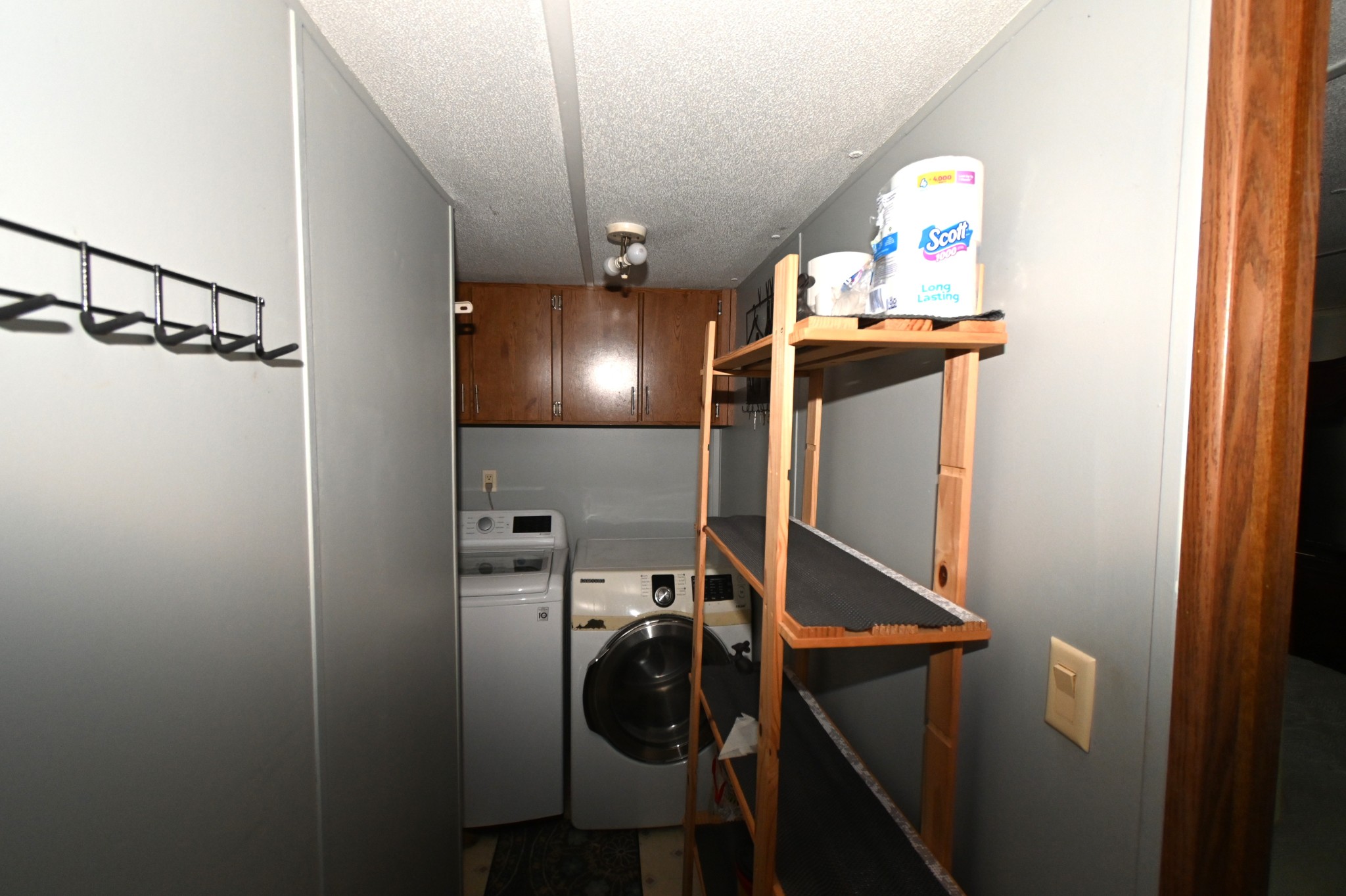 484 Stokes Ln Property Photo 11