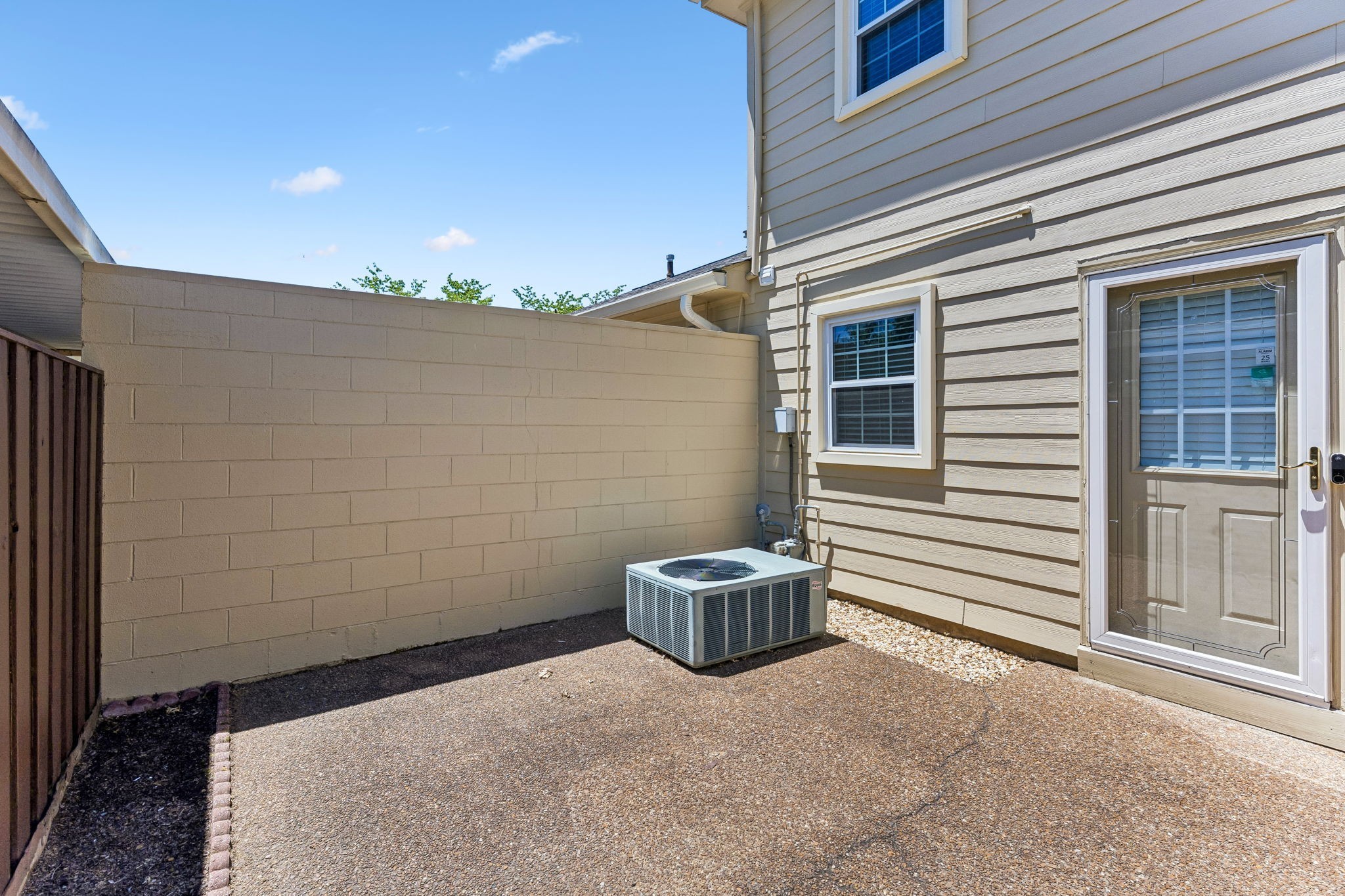 968 Todd Preis Dr Property Photo 46