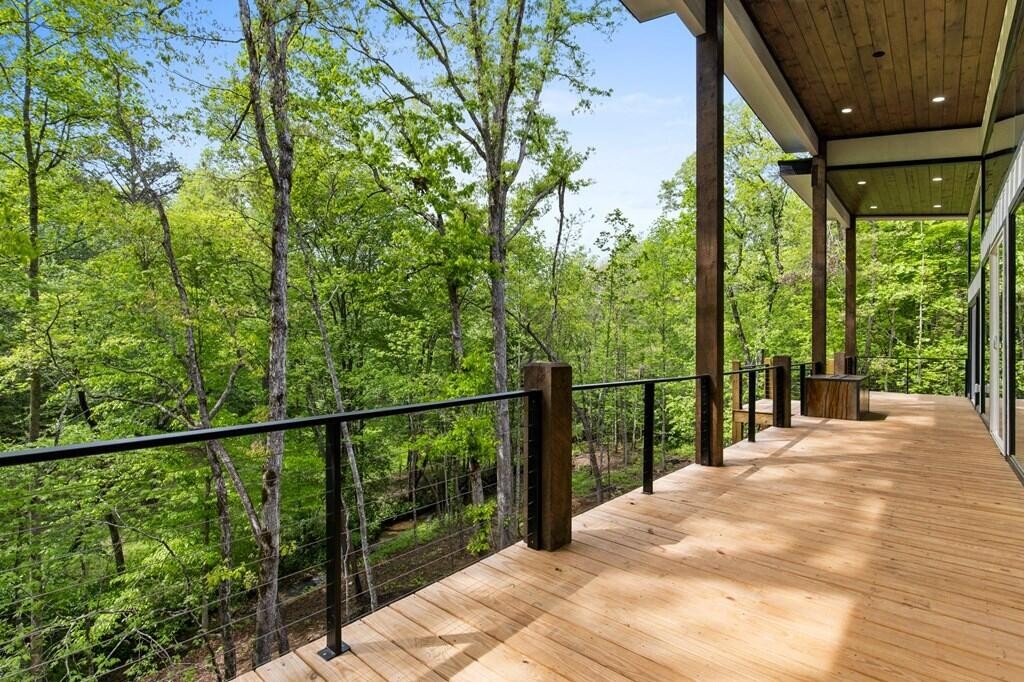 148 Brookwood Drive Property Photo 38