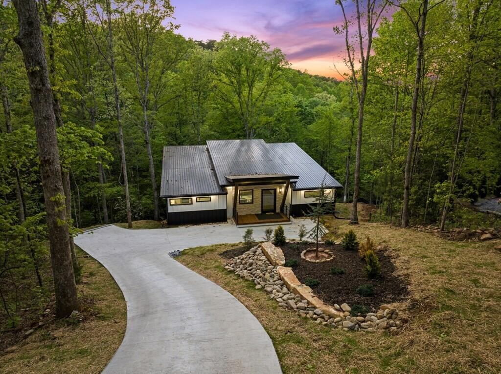 148 Brookwood Drive Property Photo 41