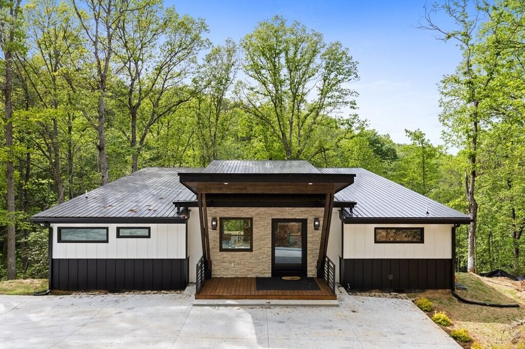 148 Brookwood Drive Property Photo 43